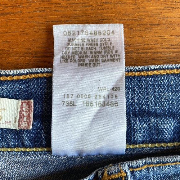 Levi’s Boot Cut Jeans - Picture 5 of 11